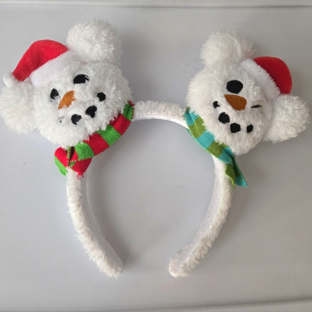 Disney Park's Holiday Snowman Ears